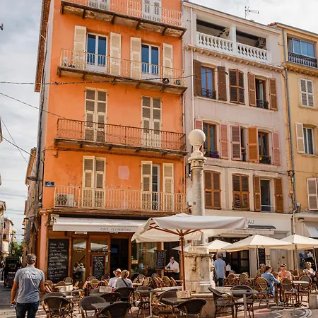 Апартаменты Retro Dans Le Centre *