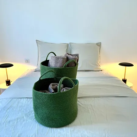 Retro Dans Le Centre * Antibes