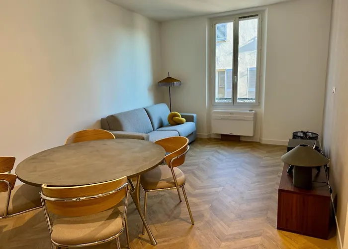 Apartment Retro Dans Le Centre *